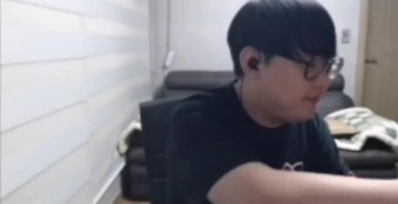 imp:第三把就看出来了WE比滔博厉害 JKL有点菜 卢锡安很难打女警